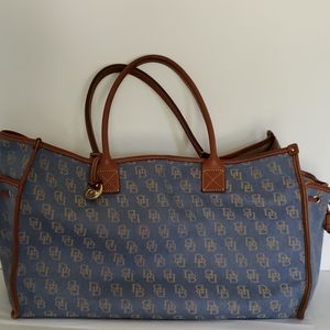 Large tote